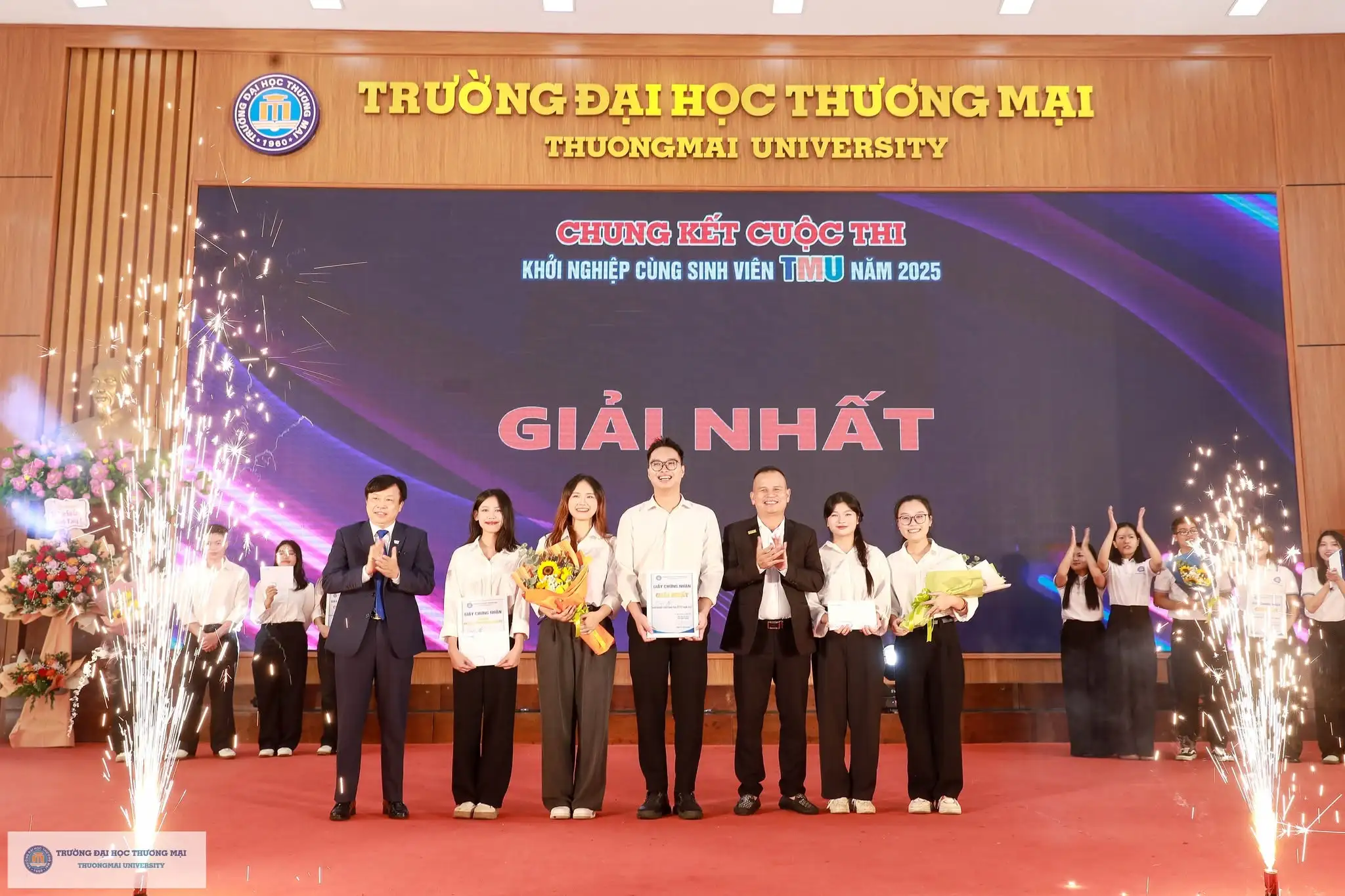 Ảnh giải thưởng 1